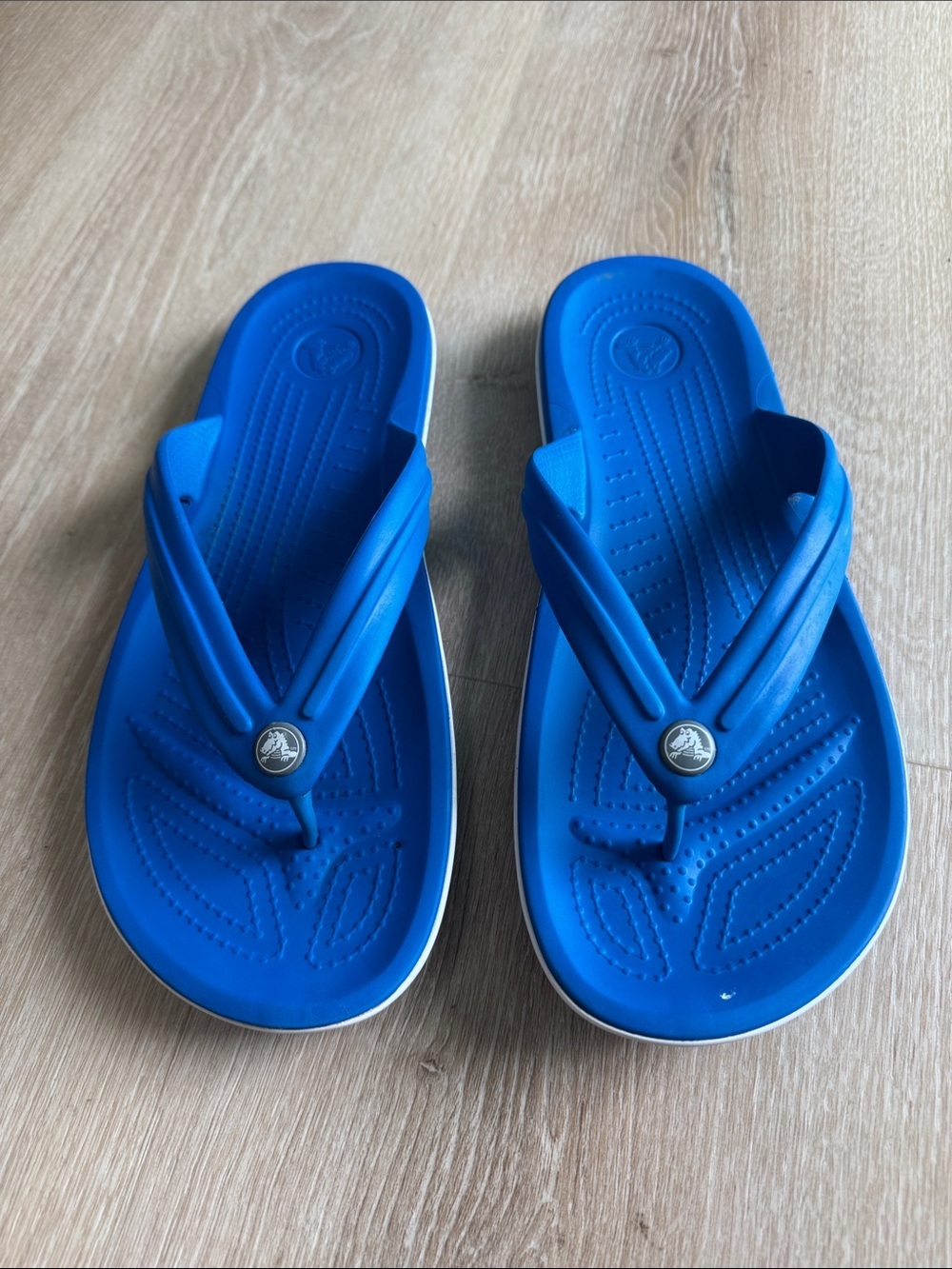 CROCS Kids Bright Blue Flip Sandals